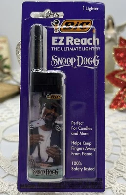 Encendedor Snoop Dogg Poker Edición Limitada Bic EZ Reach The Ultimate Foto 1 de 4