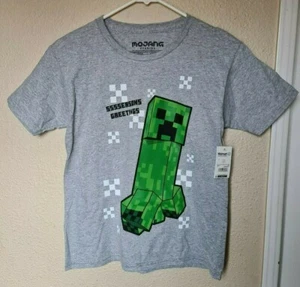 Mojang Minecraft Holiday T-Shirt Creepin Through The Snow Boys Grey Tee Sz L NEW - Picture 1 of 3