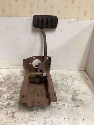 Jeep Wagoneer J10 J20 Cherokee 1973-1991 conjunto de pedal de freno automático  Foto 1 de 4