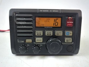 Icom IC-M502 Marine Waterproof DSC VHF Radio Transceiver Hailer - Bild 1 von 7