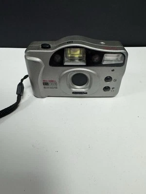 Bell & Howell BF 905 Big Finder Auto Focus Red Eye Reduction Camera UNTESTED - Image 1 of 4