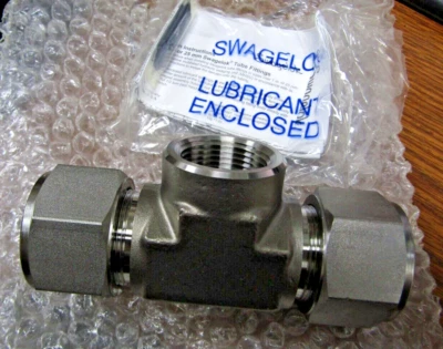✌️NEW SWAGELOK SS-1610-3TTF 316 STAINLESS FITTING 1” TUBE X 1”NPT  X 1" TUBE - Image 1 of 3