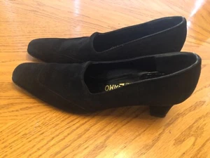 Salvatore Ferragamo Wildleder Heels, schwarz Italien Größe 7 AAAA - Bild 1 von 8