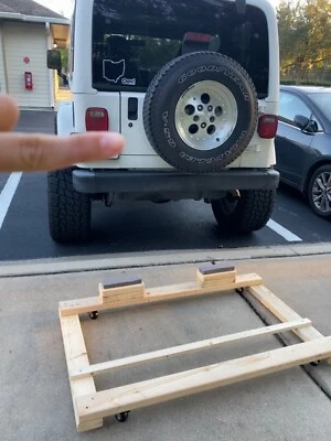 Carro de techo rígido Jeep Wrangler - Hecho a pedido Foto 1 de 4