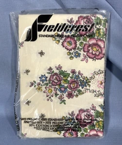 Vintage neu Fieldcrest Provence Paar Standard Kissenbezüge Blumenmuster mit weinrotem Rand - Bild 1 von 3