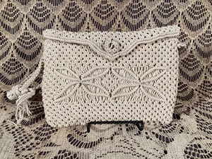 Vintage 50s Macrame Purse 1950s Ivory Off White Boho Retro 1950s Summer Bag - Picture 1 of 4