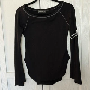 Vintage Sylvana Lisi Bateau Neck Jersey Safar Top Flare Sleeve Curved Split Hem - Picture 1 of 6