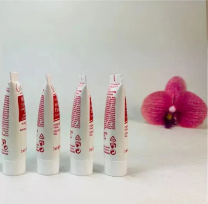 Cuidado reafirmante del busto vital Guinot Longue Vie 4 muestras nuevo Foto 1 de 1