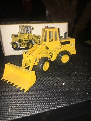 Caterpillar Cat 936 Wheel Loader - Conrad 1:50 Scale Diecast Model #2886 - Image 1 of 4
