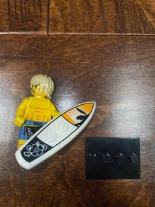 Lego Collectible Minifigures Surfer (Series 2) - Picture 1 of 1