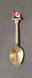 Vintage Souvenir Spoon Collectible Canada  - Picture 1 of 2