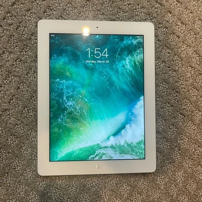 Apple iPad Mini A1455 for parts or not working - Image 1 of 4