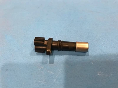 Sensor de posición del cigüeñal Toyota Prius V 2012-2017. # 90919-05070 029600-1480 Foto 1 de 4