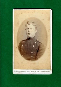 CDV - Foto -- Soldat in Uniform - Regiment 121 , Ludwigsburg-- (K) - Picture 1 of 2