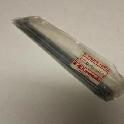 Kawasaki KX250 KX125 1982 ruedas delanteras traseras radios de llanta 41029-1059 Foto 1 de 3