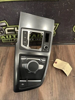 2017-18 AUDI R8 V10 CENTER CONSOLE TOUCH PAD CONTROL BEZEL TRIM OEM *SCUFFS/READ - Изображение 1 из 4