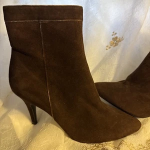 SAUCY SUE" ROLAND CARTIER SUEDE ANKLE BOOTS IN SIZE 6 - Picture 1 of 11