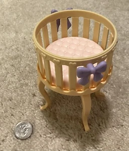 VTG BARBIE BABY KRISSY doll crib bassinet 1999 HOME NURSERY 67791-91 BOWS EUC!! - Picture 1 of 11