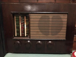Vintage 1940s Ferranti 105 radio - Picture 1 of 1