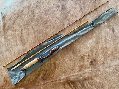 RARE Abercrombie & Fitch Favorite Travel Baitcasting Rod - Image 1 of 4