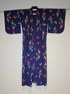 Kimono Japonés ~ Hermoso ~ Flores Reales con Mariposas ~ Vendedor de EE. UU./Envío Rápido - Imagen 1 de 6