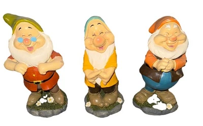 Disney Blancanieves y Siete Enanitos Conjunto de 3 Estatuillas de Jardín 8" de Alto Foto 1 de 4