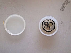 "TUERCA DE TROQUEL HEXAGON SÓLIDA UNC 1/4"" 1/8"" - Imagen 1 de 2