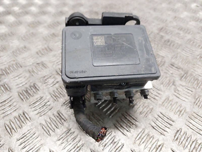 AUDI A3 8V 2.0 DIESEL ABS PUMP CONTROLLER MODULATOR 2014 5Q0614517T - Image 1 of 4