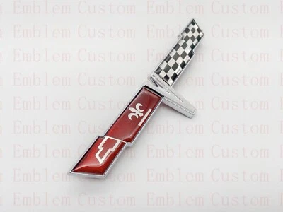 一件全新适用于 1981 年 C3 Corvette 雪佛兰后十字旗徽章镀铬 — 第 1/4 张图片