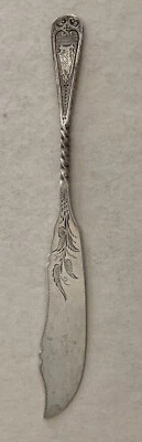 ¿Antiguo Warner Baltimore? "Cuchillo abridor de letras de flores grabadas en plata para monedas 6,75""" Foto 1 de 4