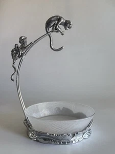 2002 Arthur Court Aluminum Figural Monkey Family Banana Holder Glass Fruit Bowl - Picture 1 of 17