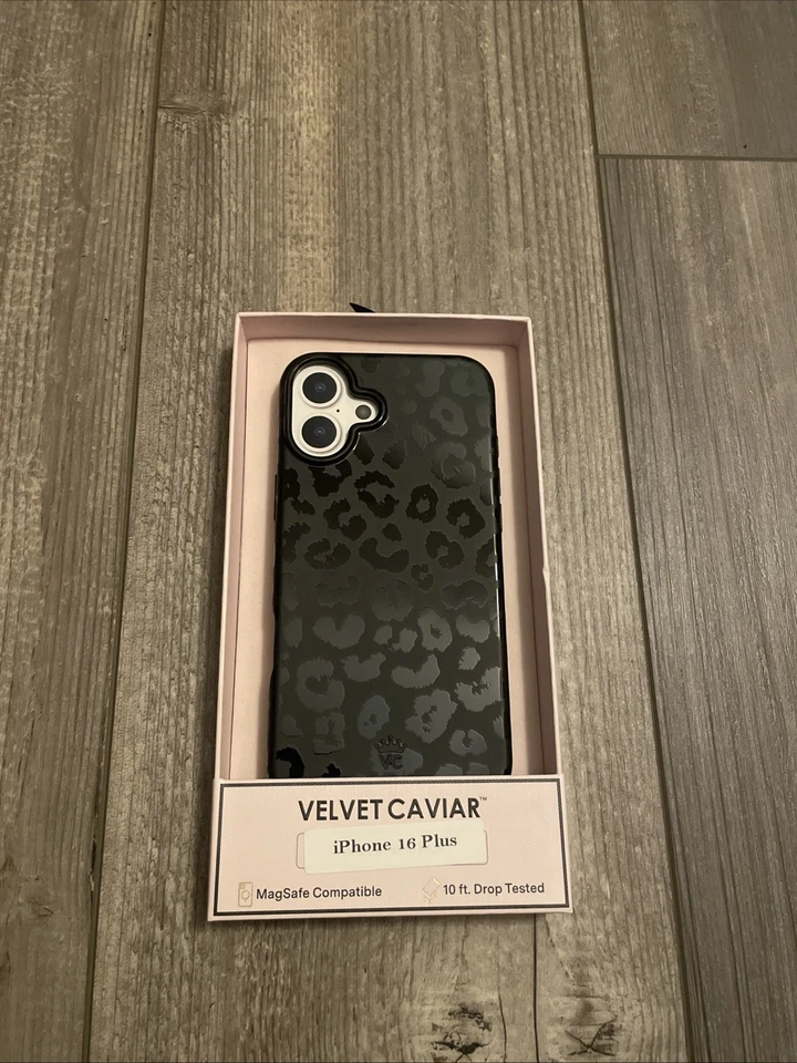 Funda Terciopelo Caviar iPhone 16 Plus MagSafe, Funda Leopardo Negra Absorbente de Golpes Foto 1 de 2