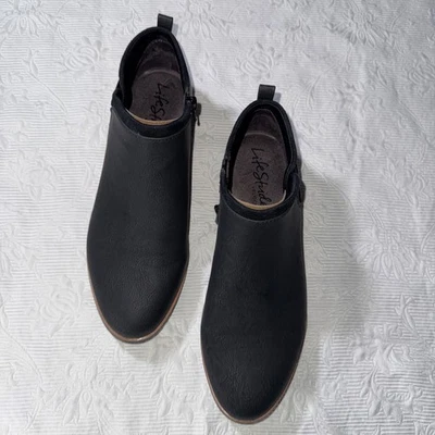 LIFE STRIDE VELOCITY 2.0 Womens 7.5 In Color Black - Image 1 of 4