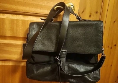John Varvatos Hombre Cuero Negro/Nylon Portátil Mensajero Maletín Bolso Foto 1 de 4