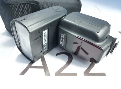 Neewer Speedlight NW985 Camera Flash refm - Image 1 of 4
