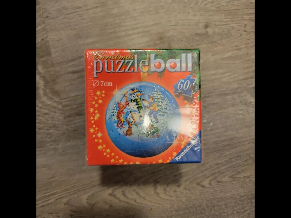Brand New Never Opened 7cm 60 Piece Christmas Santa 3D Puzzle  Ball  - Image 1 of 1