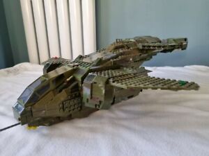 HALO MEGA BLOKS UNSC PELICAN *COMPLETE* *RARE* with MINIFIGURES  included. 