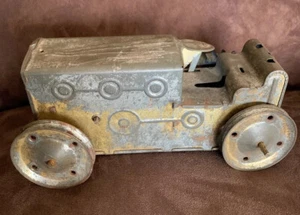 VINTAGE TIN TOY TRACTOR - Picture 1 of 12