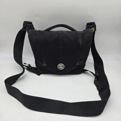 Bolsa para cámara doméstica Crumpler Five Million Dollar negra verde neón Foto 1 de 4