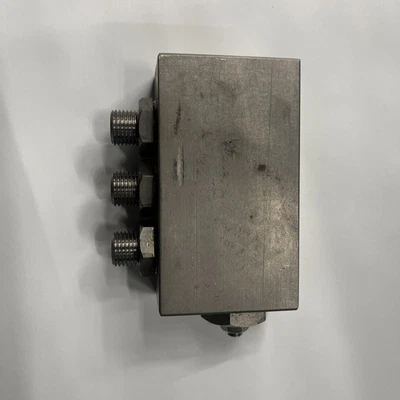 La Marzocco B.2.003 VÁLVULA TERMOSTÁTICA/VÁLVULA MEZCLADORA TRATADA Nueva. OEM COSTO $ 798.99 Foto 1 de 3