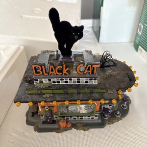 Department 56 Snow Village Halloween Black Cat Diner Holiday Diner Only - Bild 1 von 6