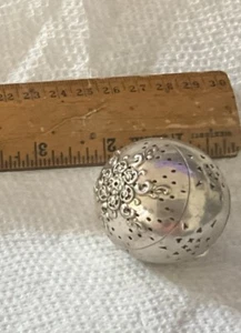 Antique Victorian   Sterling Silver Large Round Tea Ball No Chain W/monogram - Picture 1 of 6