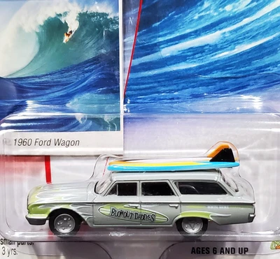 Johnny Lightning 60 1960 Ford Wagon Surf Rods Blow Out Daddies Car + tablas de surf Foto 1 de 2