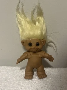 Vintage Russ Troll Doll Yellow Hair - Picture 1 of 2