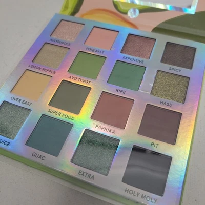 NUEVA Paleta de Sombras de Ojos Bh Cosmetics Weekend Vibes Aguacate Toast 16 Colores SIN CAJA Foto 1 de 4