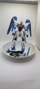 Bandai Gundam Universe GU-17 ZGMF-X10A Freedom Gundam Complete - Picture 1 of 7