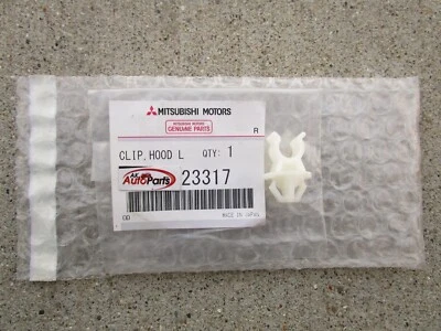 08 - 17 MITSUBISHI LANCER HOOD SUPPORT ROD HOLDER RETAINER CLAMP QTY1 NEW - Image 1 of 2