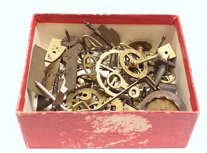 Lote con un montón de Reloj Comtoise Francés Antiguo y otras piezas de movimiento de Relojes - Imagen 1 de 5