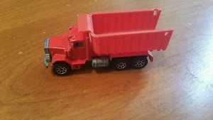 Hot wheels red peterbilt dump truck 1979 vintage metal with plastic  - Picture 1 of 4