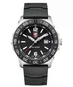 Estuche de acero inoxidable plateado Luminox Pacific Diver 3121 - Imagen 1 de 5